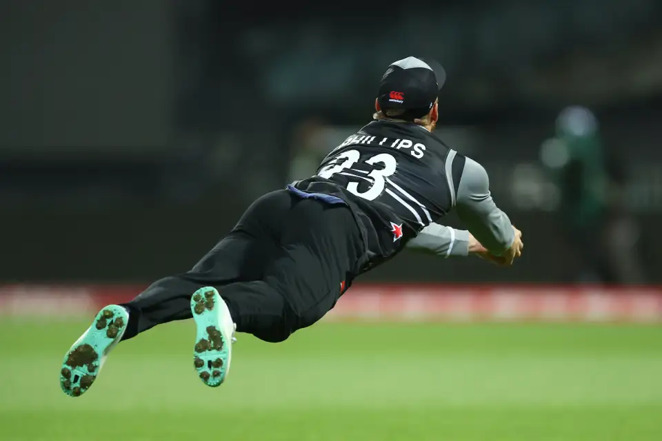 ICC World T20 | Twitter reacts as fit of cramps turn Glenn Philips into Michael Jackson to everyone's amusement