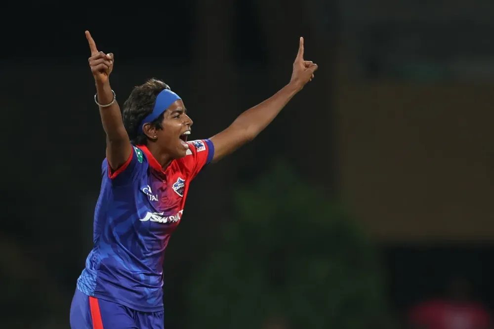 WPL 2024 | Twitter erupts after Arundhati’s bold send-off following Poonam Khemnar’s dismissal