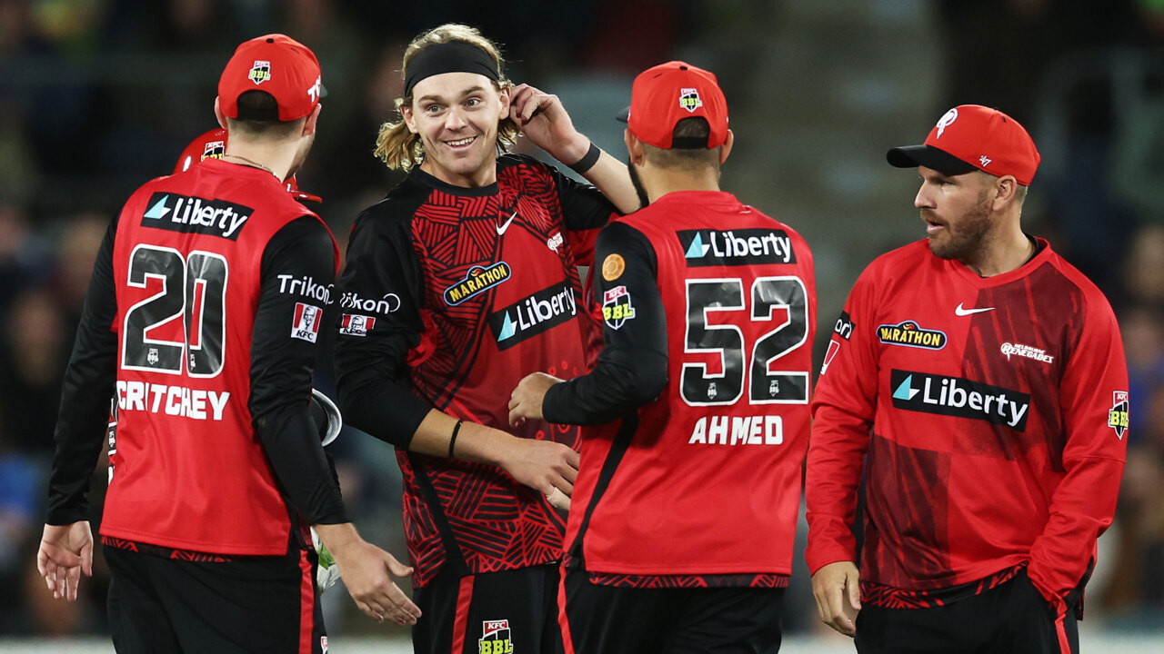 ‌Twitter reacts to Fraser-McGurk recreating Joel Garner’s massive hit onto SCG roof