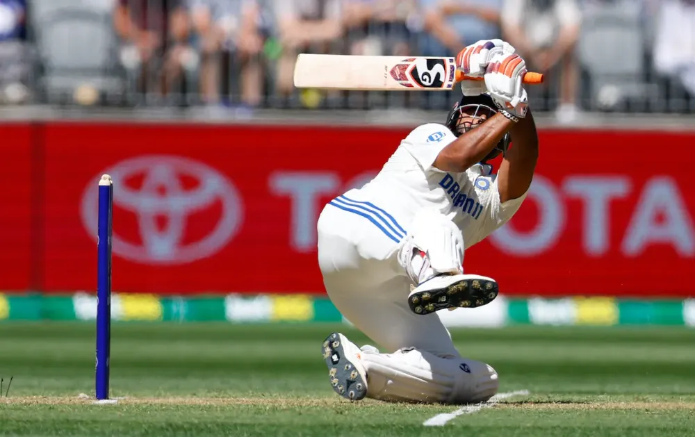 BGT 2024 | Twitter reacts to Rishabh Pant’s bravery as he executes a no-look six off Cummins ends with him on the ground