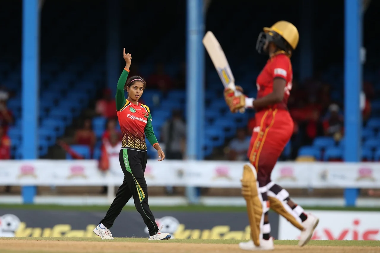 WPL 2024 | Twitter praises Shreyanka Patil’s crazy athleticism for saving five runs for RCB