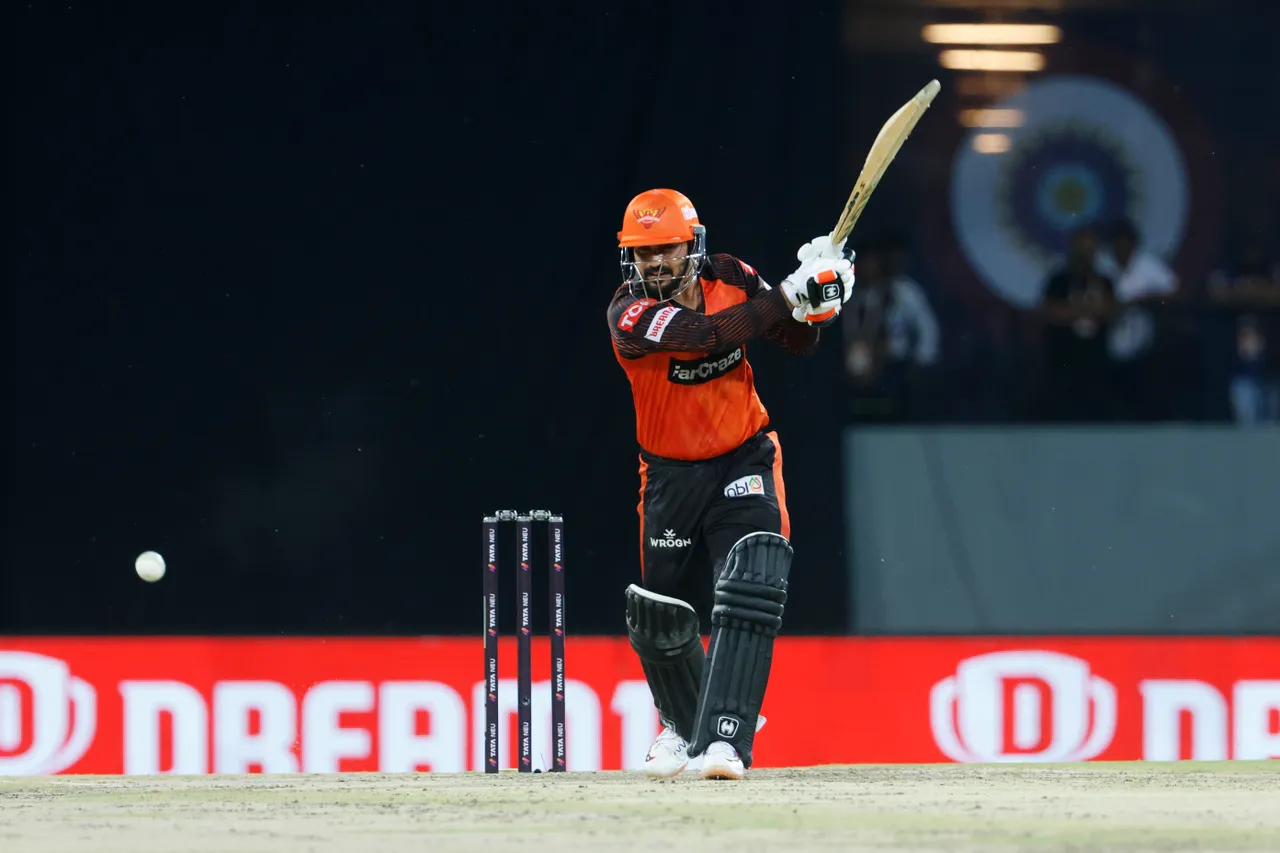 IPL 2023, LSG vs SRH | Twitter gives Rahul Tripathi kudos for forcing hesitant Anmolpreet to take successful DRS