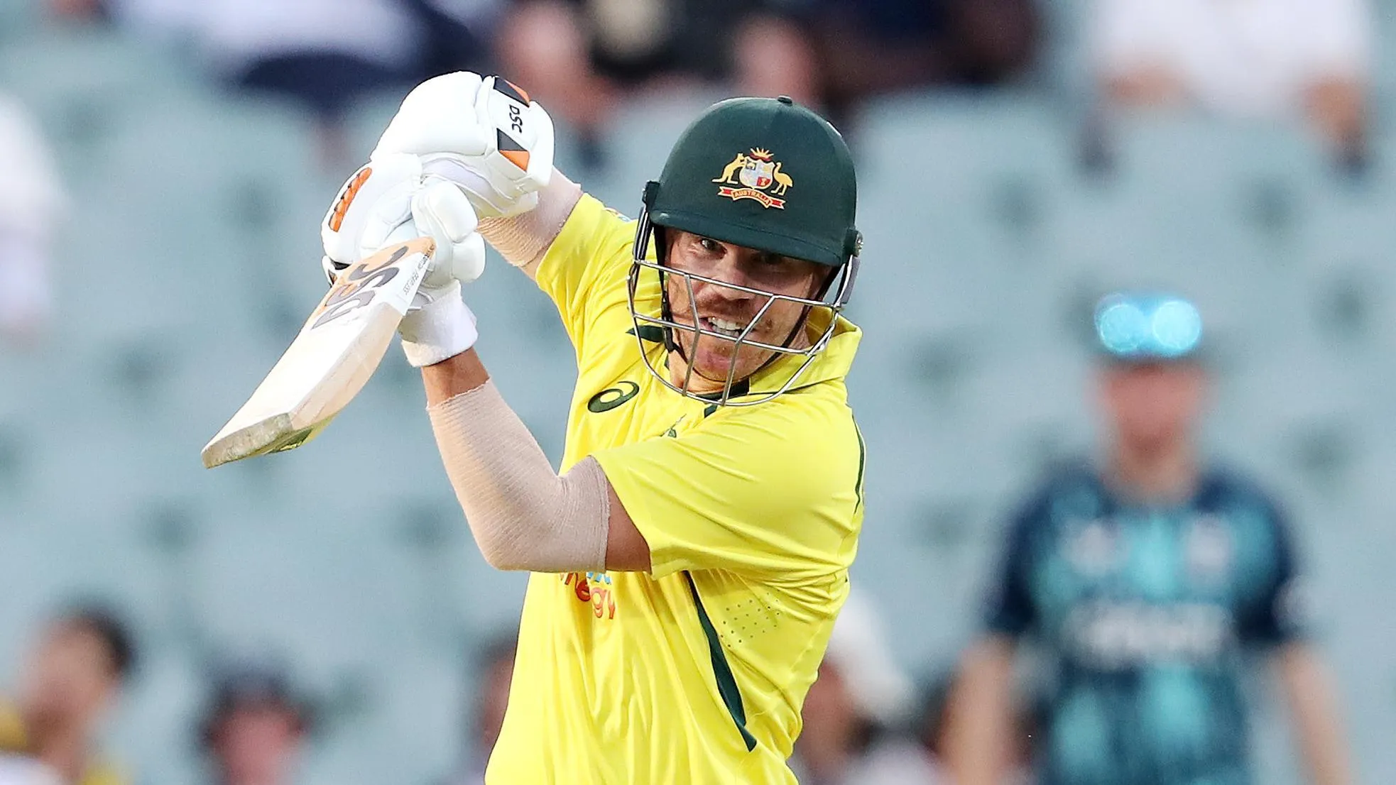 AUS vs ENG | Twitter Reacts to Australia cruising past England by 5 wickets while indulging in hilarious interaction with fans