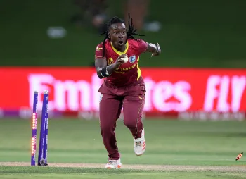 ‌WATCH, WBBL | Unlucky Deandra Dottin embarrassed after outlandish diamond duck dismissal