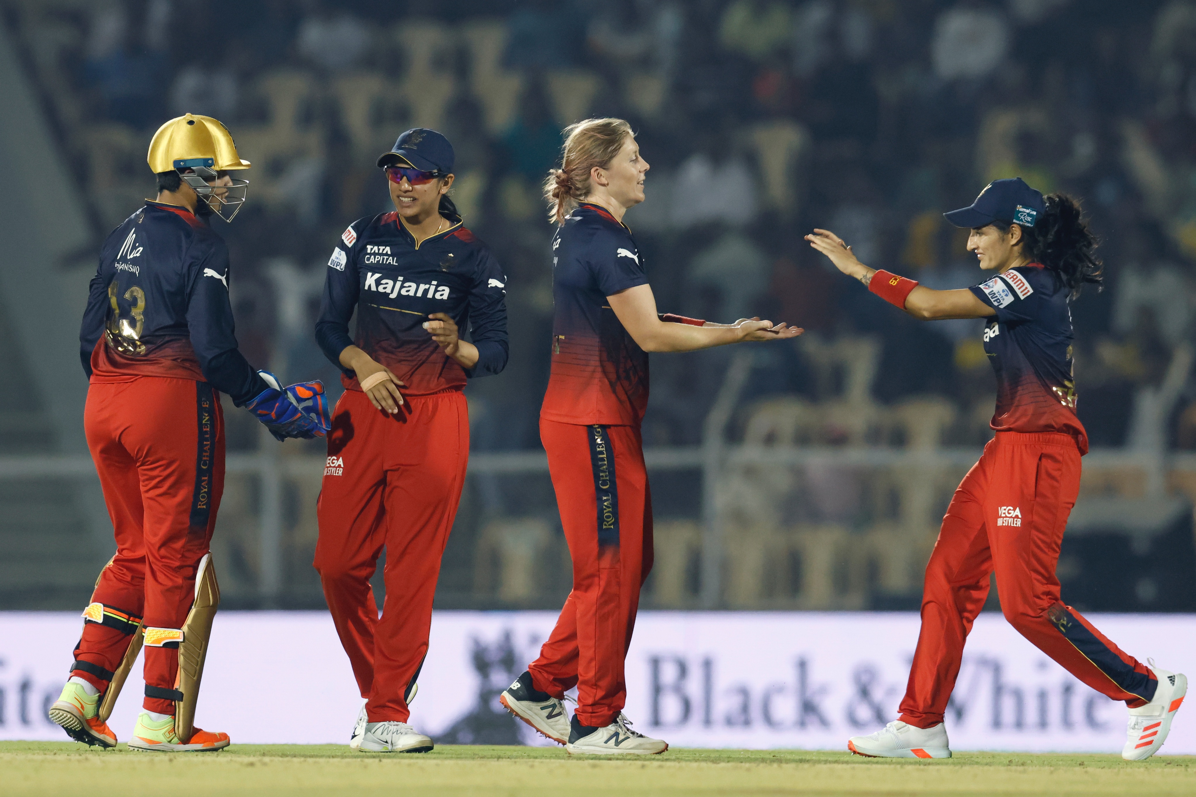 WPL, GG vs RCB | Twitter lauds Heather Knight for taking prized scalp of dangerous-looking Gardner