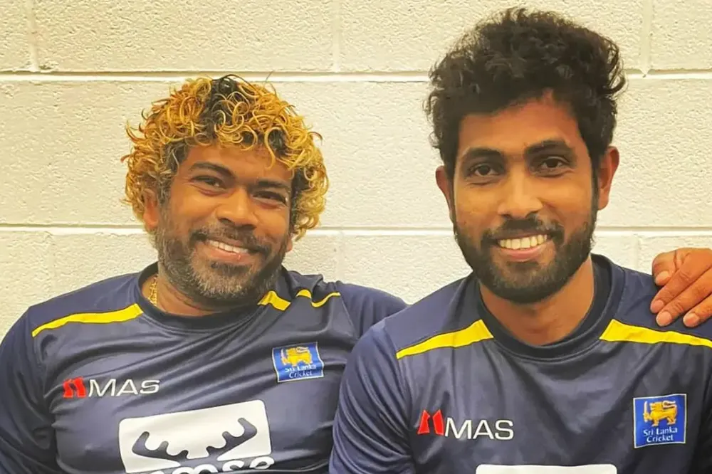 SA20 | Twitter goes wild as Nuwan Thushara rips apart Pretoria's top order to make Malinga proud