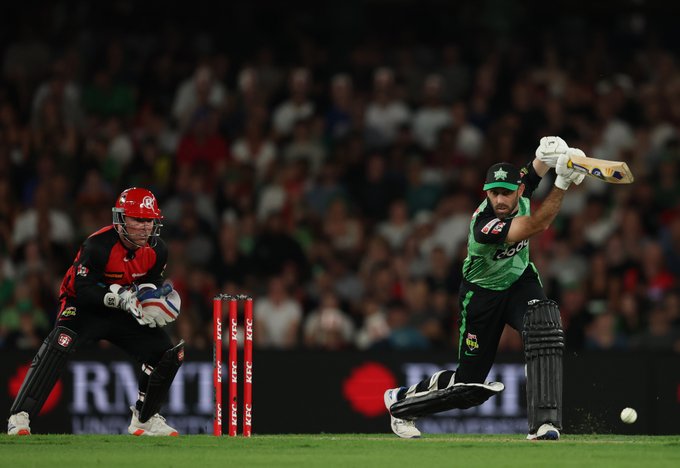 ‌BBL | Twitter reacts to Maxwell single-handedly lits up Melbourne derby with gargantuan 122-meter six