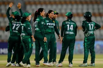 PAK-W vs SA-W | Twitter erupts as Nashra Sandhu adds to Pakistan's fielding woes with shocking mid-off blunder