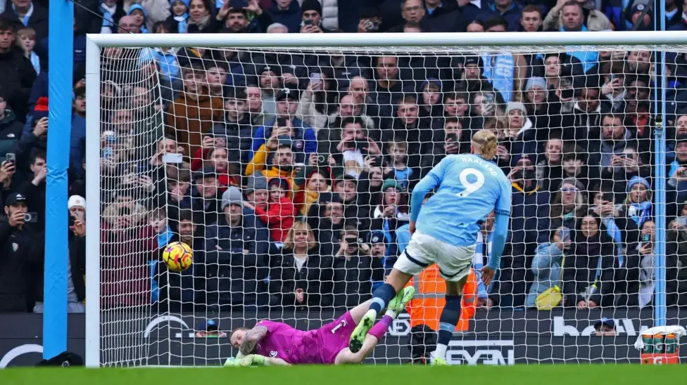 Erling Haaland Misses Penalty as Manchester City Held to a Draw by Everton